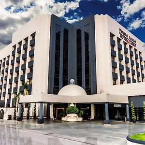 Pueblo Amigo Hotel Plaza y Casino